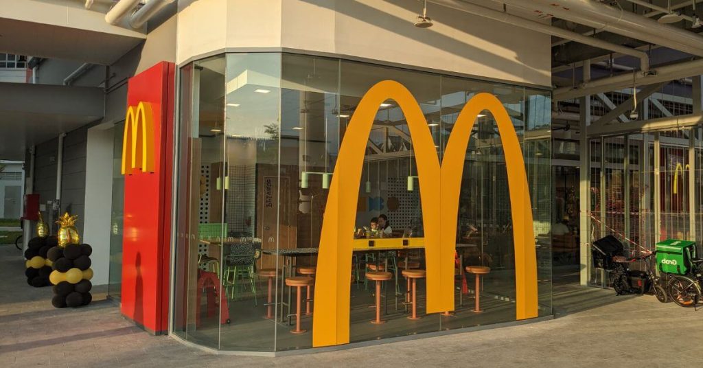 McDonald's Siglap CC Outlet in Bedok
